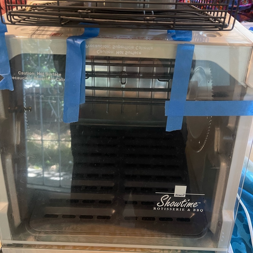 Ronco showtime rotisserie and bbq brand new no box comes with accessories